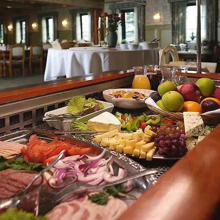 圣宾德鲁普克罗酒店 3* Store Binderup