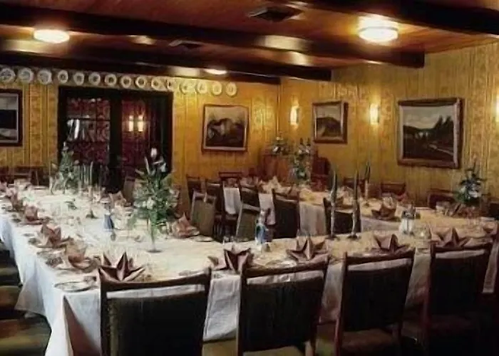 여관 세인트 바인더업 크로 Store Binderup